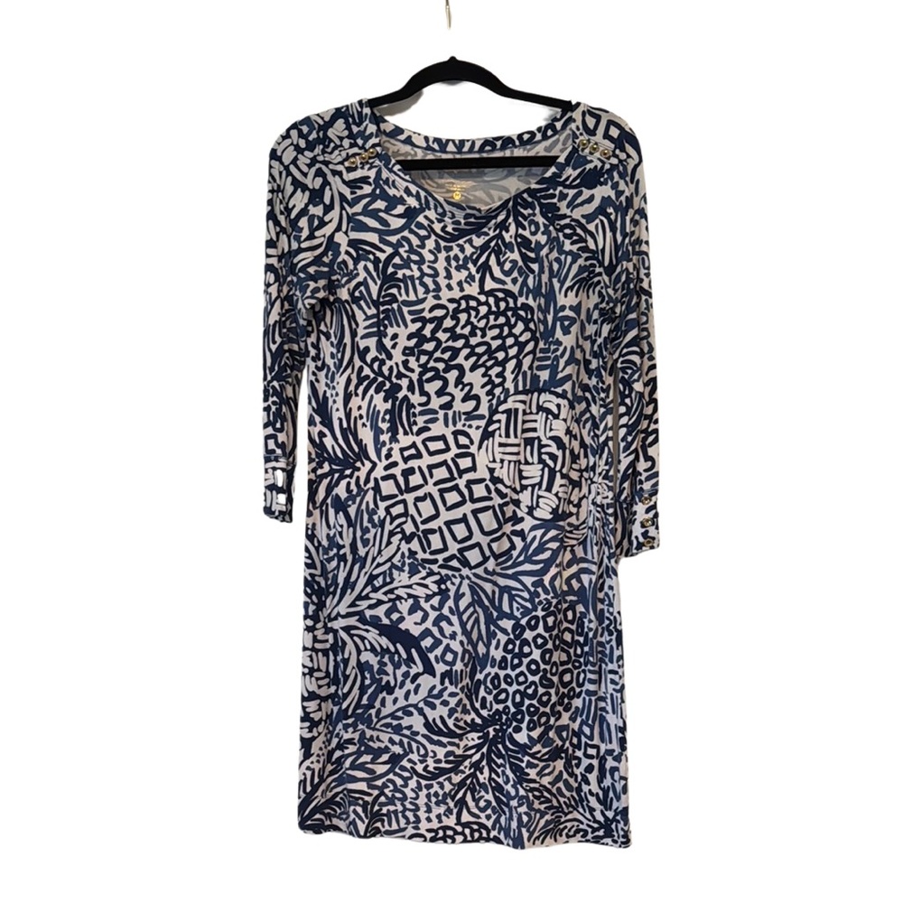 Lilly Pulitzer Blue and White Sheath Dress Scoop Neck 3/4 Sleeve, UPF 50 - M